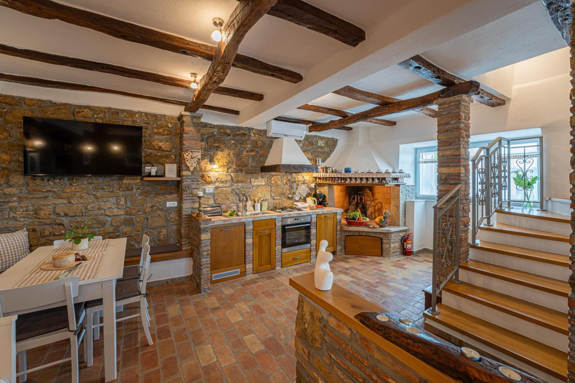 Holiday Home Belveder Motovun With Heated Pool Livade Ngoại thất bức ảnh