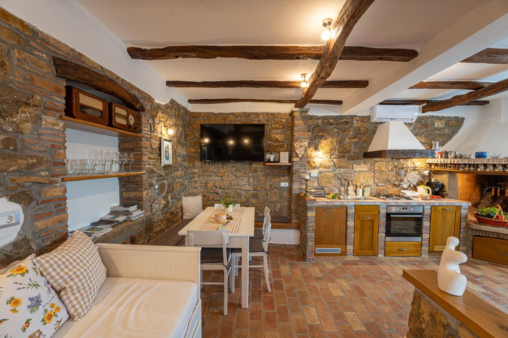 Holiday Home Belveder Motovun With Heated Pool Livade Ngoại thất bức ảnh