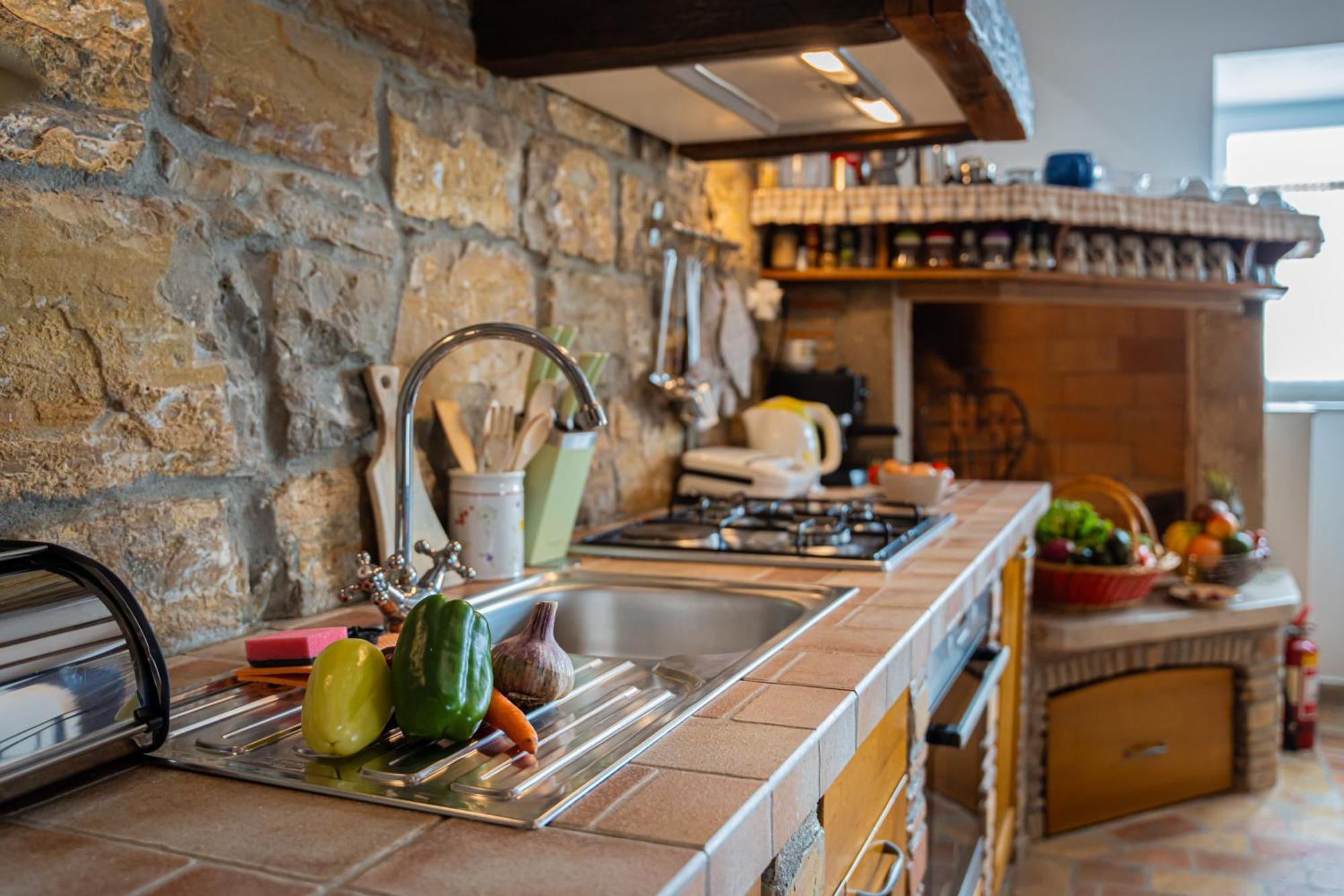 Holiday Home Belveder Motovun With Heated Pool Livade Ngoại thất bức ảnh