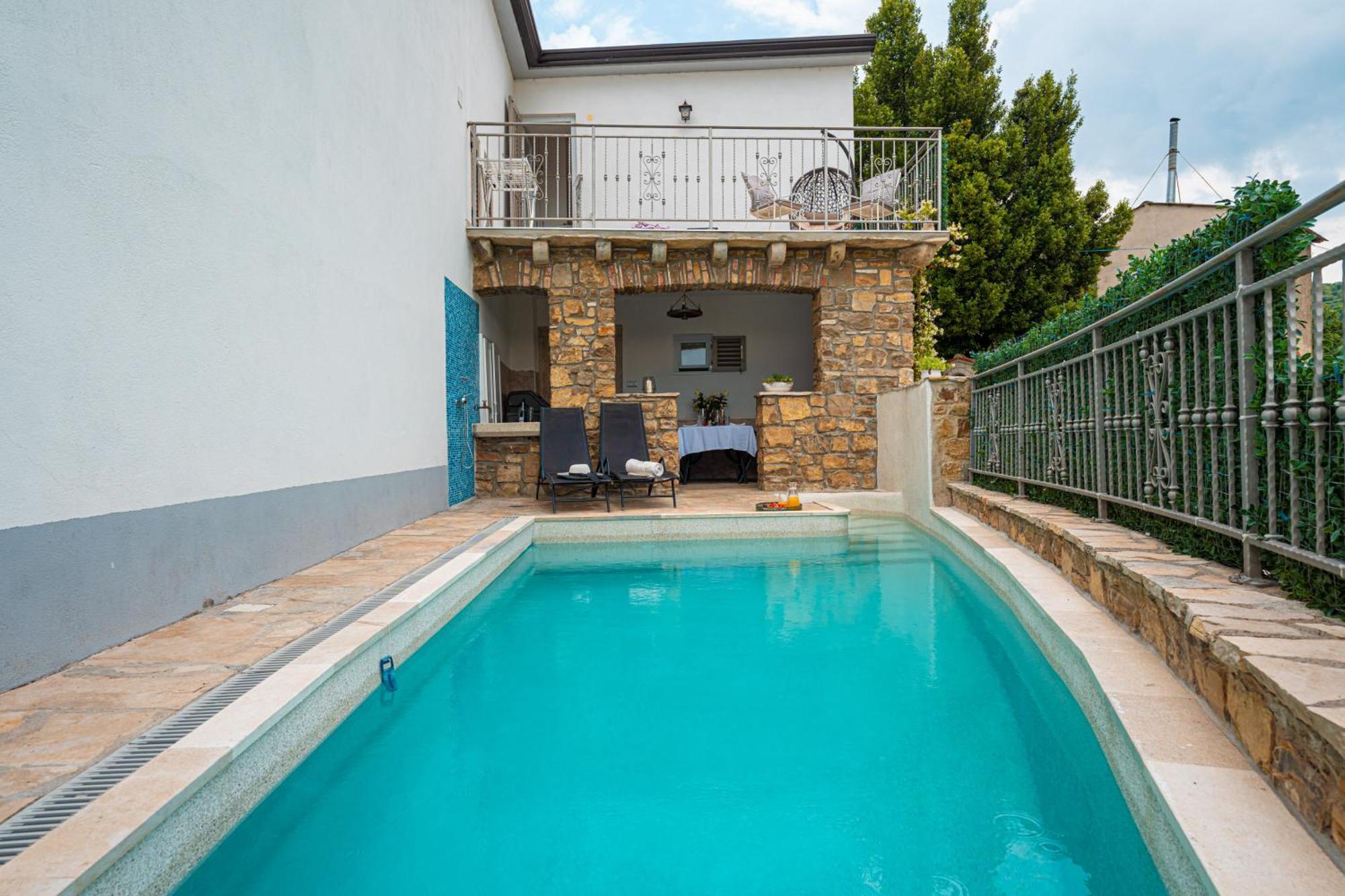 Holiday Home Belveder Motovun With Heated Pool Livade Ngoại thất bức ảnh